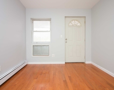 571 Putnam Avenue - Photo Thumbnail 3