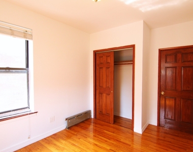 320 West 111th Street - Photo Thumbnail 4