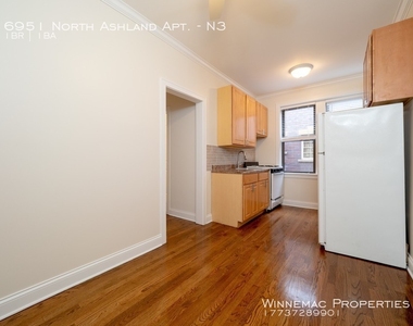 6951 North Ashland Apt. - Photo Thumbnail 7