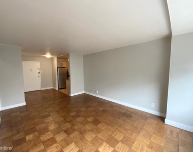 2401 H St Nw Unit 303 - Photo Thumbnail 6