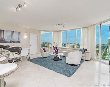 16699 Collins Ave - Photo Thumbnail 11