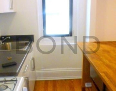 158 West 15 Street - Photo Thumbnail 14