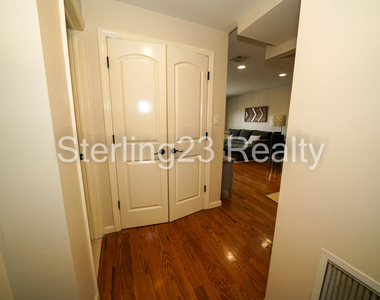 27-7 23rd Avenue - Photo Thumbnail 6