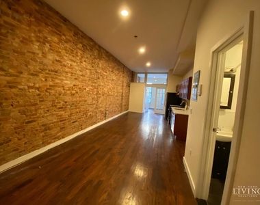 308 Tompkins Avenue - Photo Thumbnail 10