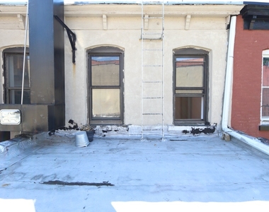 739 Franklin Ave - Photo Thumbnail 10