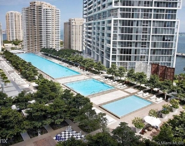 495 Brickell Ave - Photo Thumbnail 20