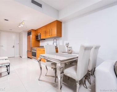 465 Brickell Ave 26 - Photo Thumbnail 6