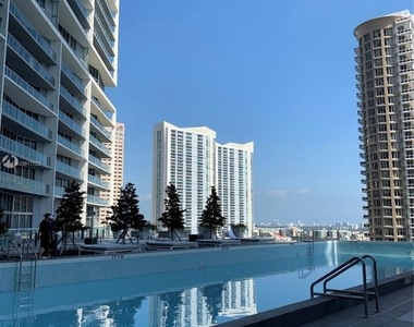 485 Brickell Ave 562 - Photo Thumbnail 38