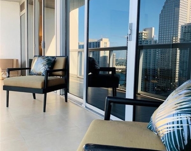 485 Brickell Ave 562 - Photo Thumbnail 20