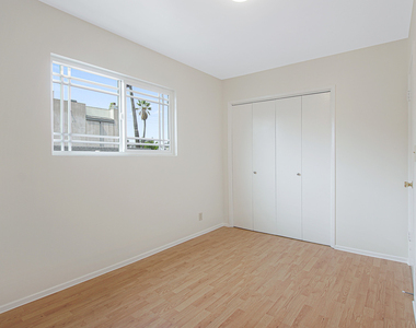 510 Rialto Ave - Photo Thumbnail 11