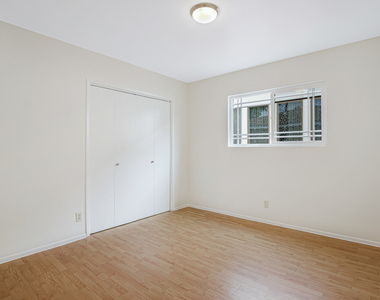 510 Rialto Ave - Photo Thumbnail 12