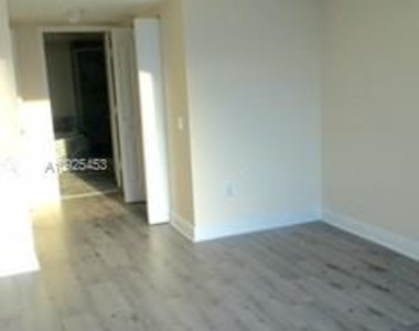 2641 N Flamingo Rd - Photo Thumbnail 4