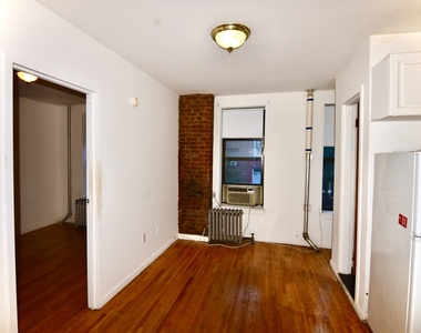 214 East 82nd Street - Photo Thumbnail 0