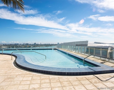 888 Biscayne Blvd - Photo Thumbnail 45