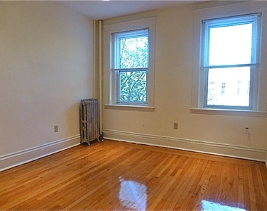 28 Queensberry St., Unit 9 - Photo Thumbnail 2