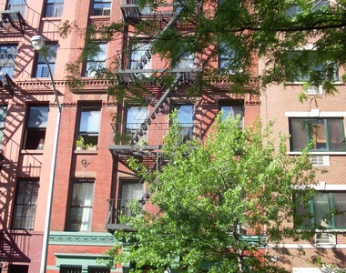 607 East 11th Street - Photo Thumbnail 0