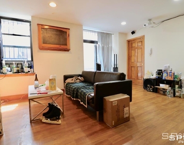 312 West 48th Street - Photo Thumbnail 0