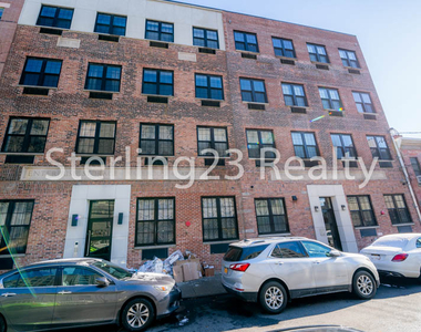 25-75 22nd Street - Photo Thumbnail 11