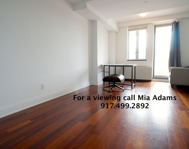 14-8 31st Avenue - Photo Thumbnail 3