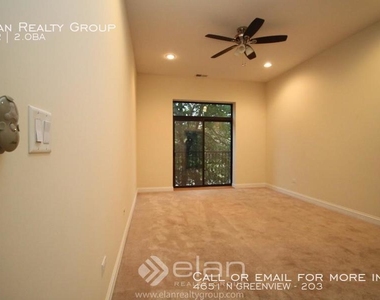 4651 N Greenview - Photo Thumbnail 12