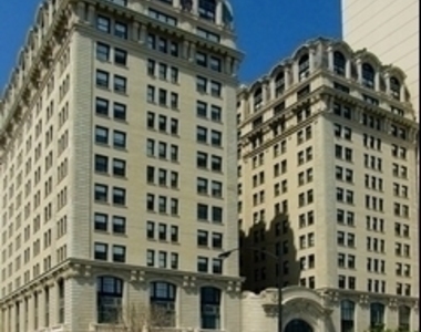 2300 N Lincoln Park West - Photo Thumbnail 2