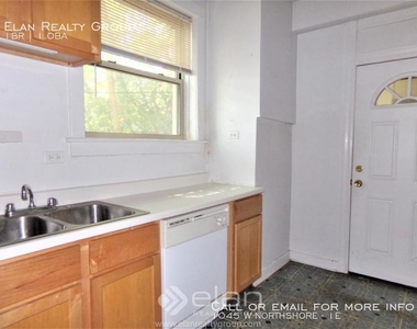 1045 W Northshore - Photo Thumbnail 3