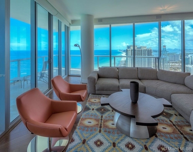 17001 Collins Ave - Photo Thumbnail 14