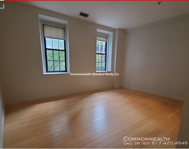 490 Harrison Ave - Photo Thumbnail 1