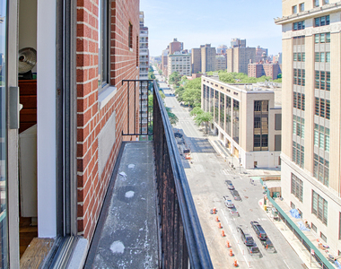 370 West 30th Street - Photo Thumbnail 0