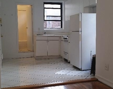 172 West 109th Street - Photo Thumbnail 1