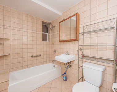 25-73 38th street , Astoria - Photo Thumbnail 7