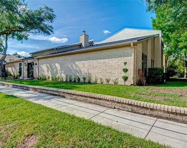 5218 Palmetto Street - Photo Thumbnail 5