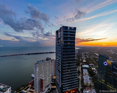 1425 Brickell Ave - Photo Thumbnail 43