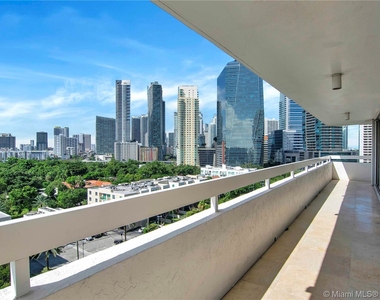 1627 Brickell Ave - Photo Thumbnail 31