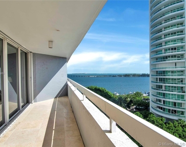 1627 Brickell Ave - Photo Thumbnail 8