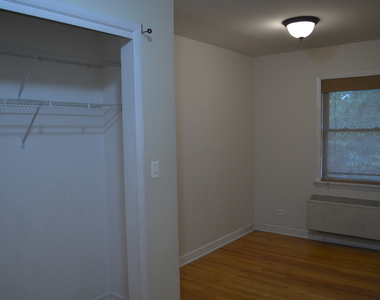 5225 North Ashland Avenue - Photo Thumbnail 6