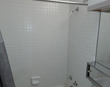 1011 Arlington Blvd #613 - Photo Thumbnail 15