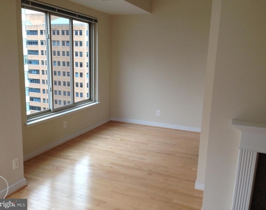 7500 Woodmont Ave #s1207 - Photo Thumbnail 4