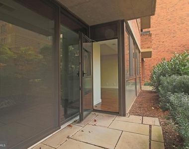 1140 23rd St Nw #105 - Photo Thumbnail 15