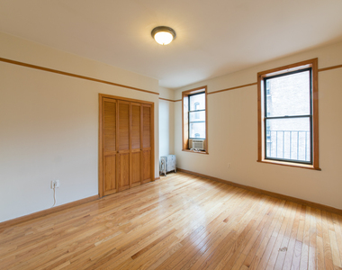 570 West 183rd Street - Photo Thumbnail 2