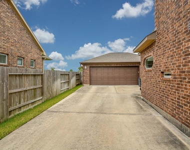 25510 Kearsley Drive - Photo Thumbnail 45