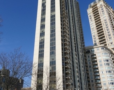 2500 North Lakeview Avenue - Photo Thumbnail 0