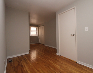 2306 North Clark Street - Photo Thumbnail 18