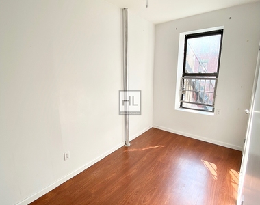 124 Mott Street - Photo Thumbnail 5