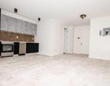 1004 Gates Avenue, Brooklyn, NY 11221 - Photo Thumbnail 7