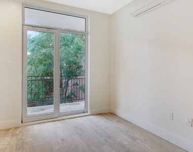 1004 Gates Avenue, Brooklyn, NY 11221 - Photo Thumbnail 6