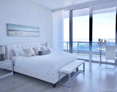 200 Biscayne Boulevard Way - Photo Thumbnail 24