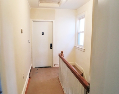 796 East 37 Street - Photo Thumbnail 13