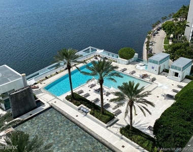 1331 Brickell Bay Dr - Photo Thumbnail 5