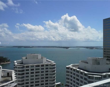 950 Brickell Bay Dr - Photo Thumbnail 2